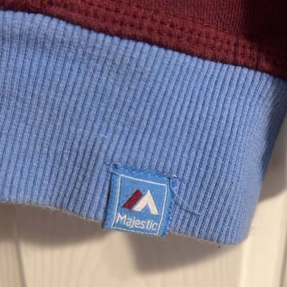 Gently loved Phillies hoodie - Picture 4 of 7